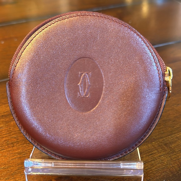 Cartier Pouch and Coin Purse in EXCELLENT used condition. - Picture 7 of 10